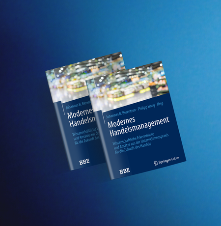241126_Mockups Buchprojekt-LinkedIn BAnner- Demnächst im Handel (1129 x 191 px) (1080 x 1350 px).png
